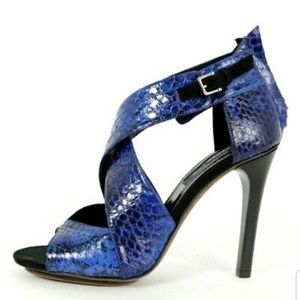 Derek Lam 𝗕𝗟𝗨𝗘 𝗦𝗡𝗔𝗞𝗘𝗦𝗞𝗜𝗡 𝗛𝗘𝗘𝗟𝗦